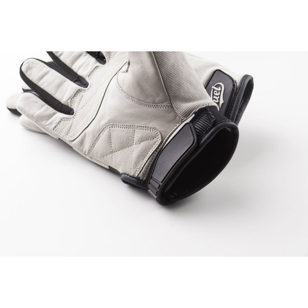 Fuel Astrail Glove Lucky Explorer